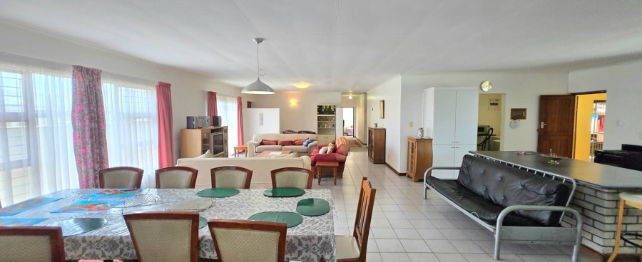 3 Bedroom Property for Sale in Franskraal Western Cape